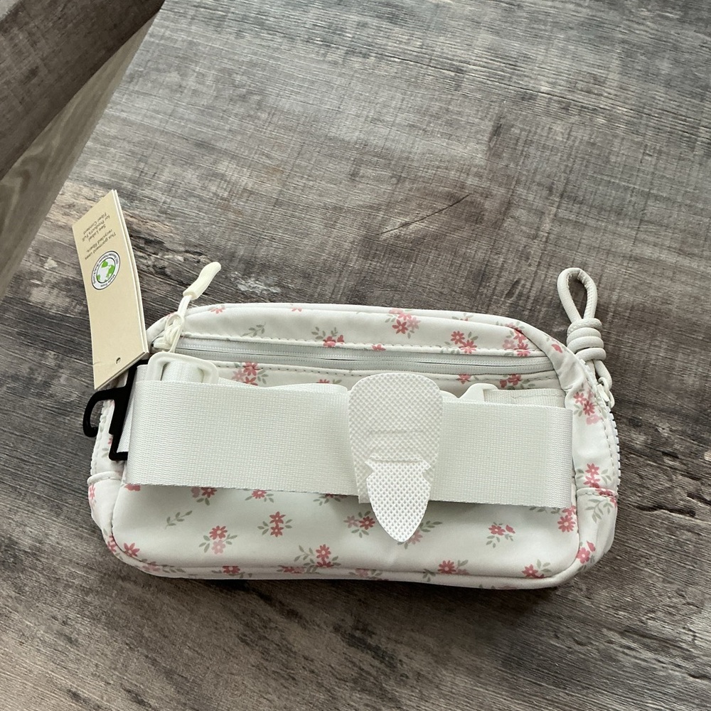 Floral Print White and Pink Bag - Picture 5 of 5